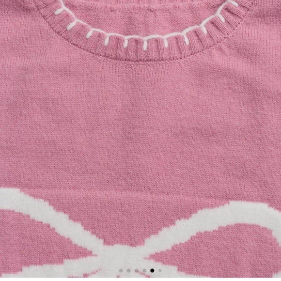 Yozy XXl pink drop shoulder sweater with large white bow. Non itchy & thick,Nwt. - Picture 16 of 16
